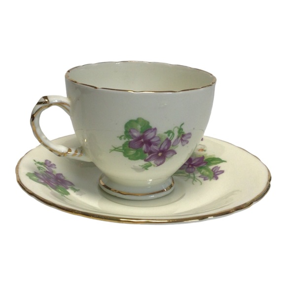 Vintage HM (Lion) SUTHERLAND Bone China Purple Lilac Floral Tea Cup & Saucer - Picture 14 of 14